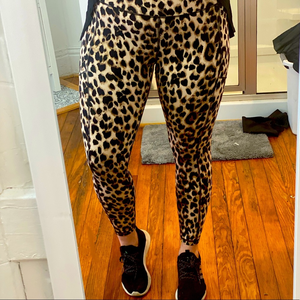 Victoria Secret Knockout Leggings